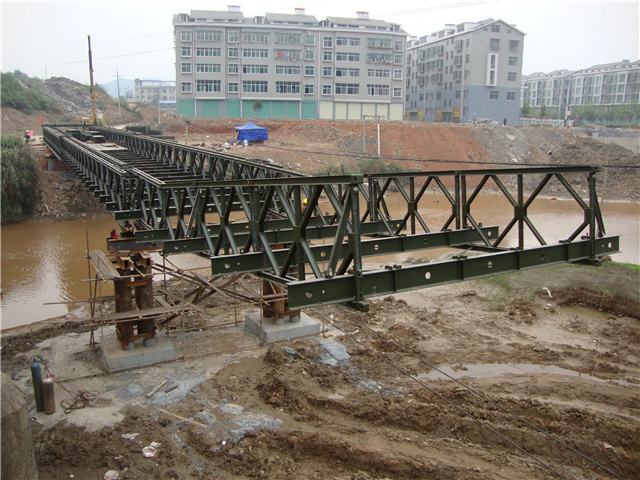 湖南顺天建设集团郴州大道项目部钢桥及钢支撑